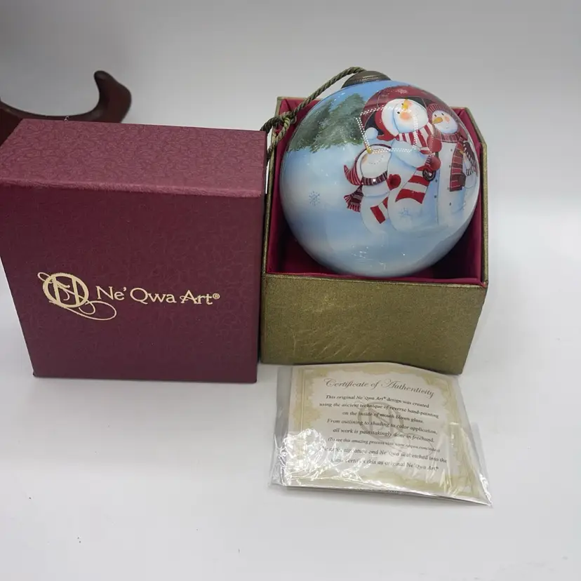 Ne’qwa Art Ornament No Matter The Weather 5 Inches COA Susan Winget