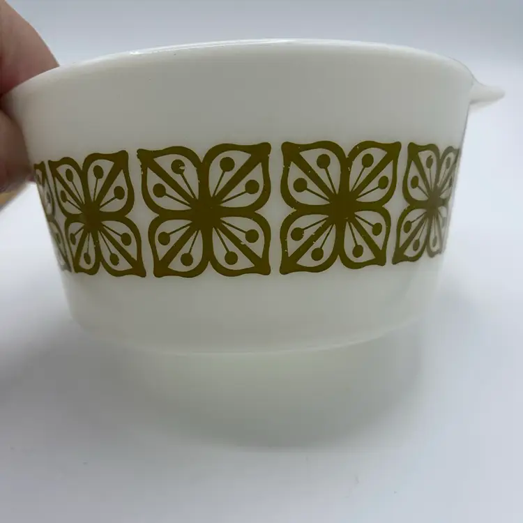 18-Vintage Pyrex 473 Green Square Verde Flower 1QT Cinderella Casserole Dish