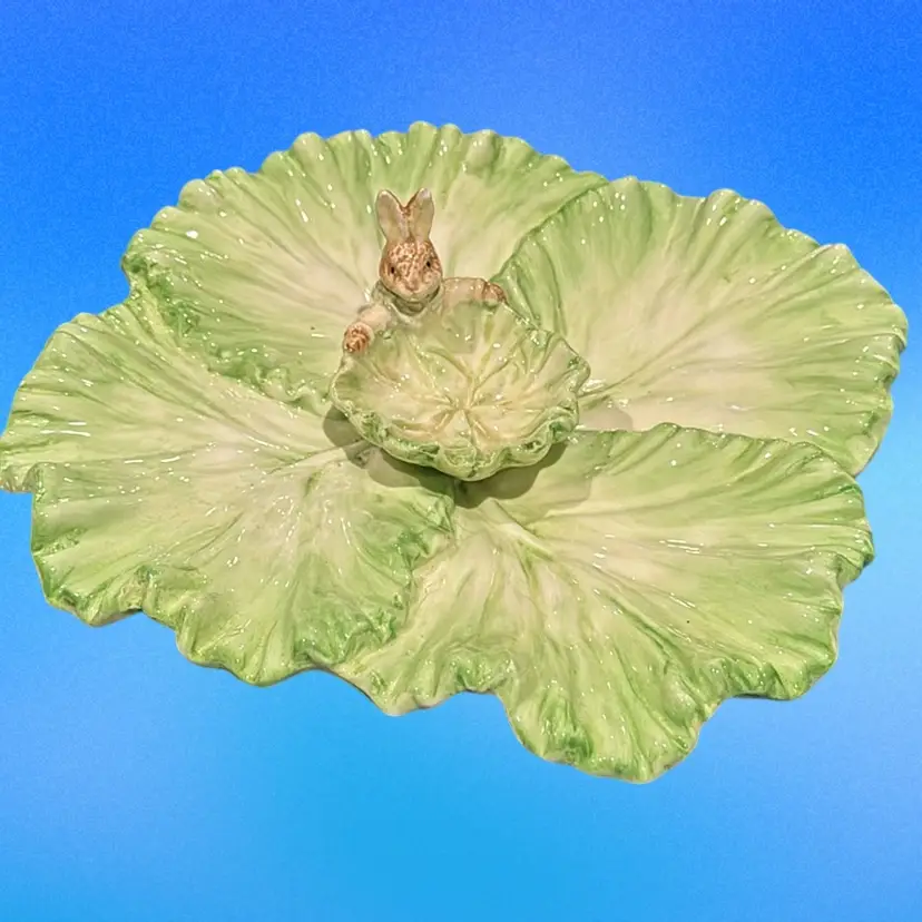Bunny In Cabbage Chip & Dip Plate* 2 Small Flea Bites