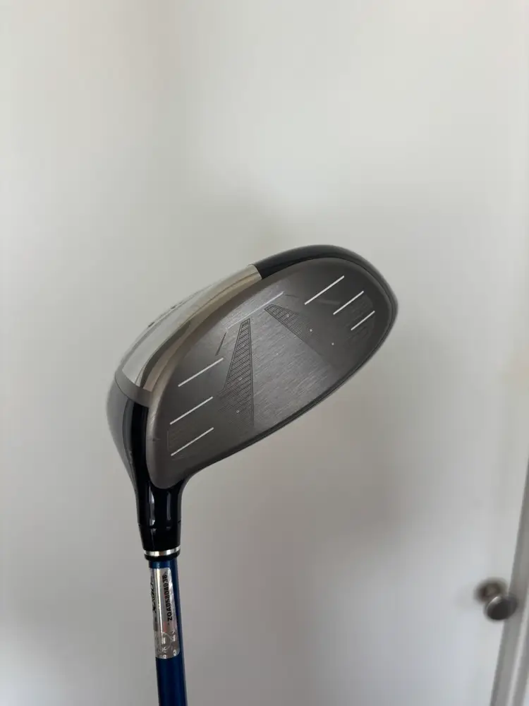 XXIO 13 Driver 10.5° Graphite MP1300 Regular Flex 35g RH 46.0in Headcover