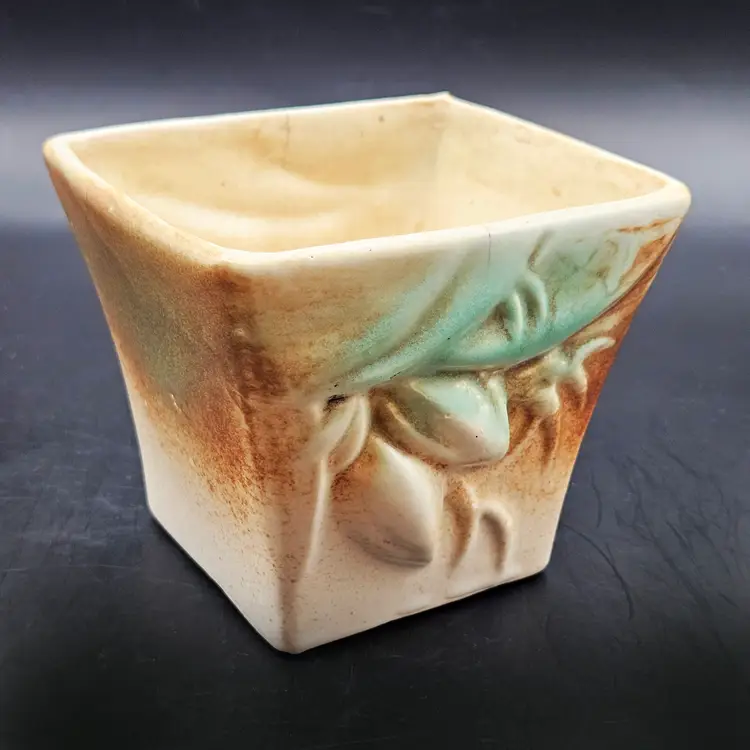 McCoy Pottery Lily Bud Jardiniere Planter Tan Turquoise 1942 Rustic Line Vintage