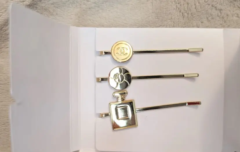 Chanel Beauty GWP Gold Logo Bobby Pins – Set of 3