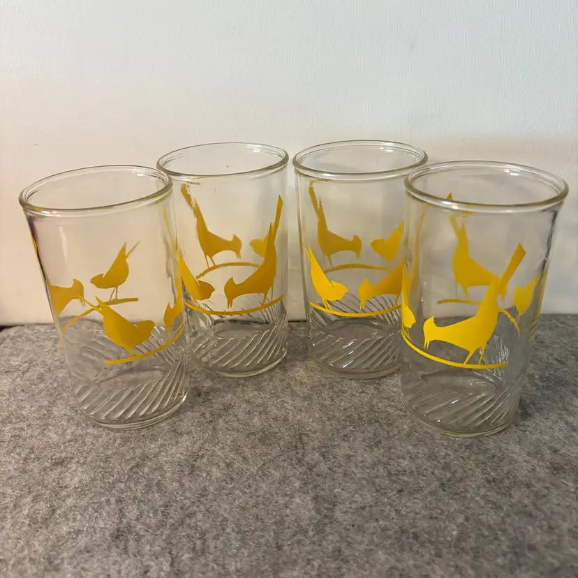 4 Vintage Juice Glasses w/Yellow Birds  # 2897