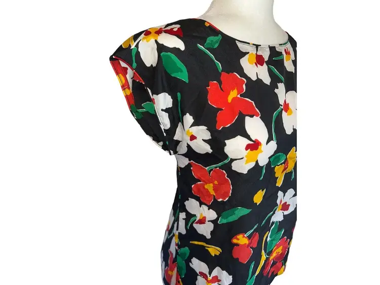 Vintage 70s/80s Black Mod Prophecy Floral Cap Sleeve Blouse Top Size 6