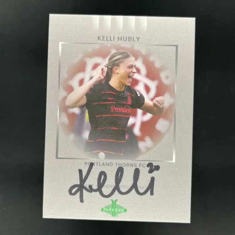 Kelli Hubly 2022 Parkside Paramount NWSL Autograph /25 Soccer Card