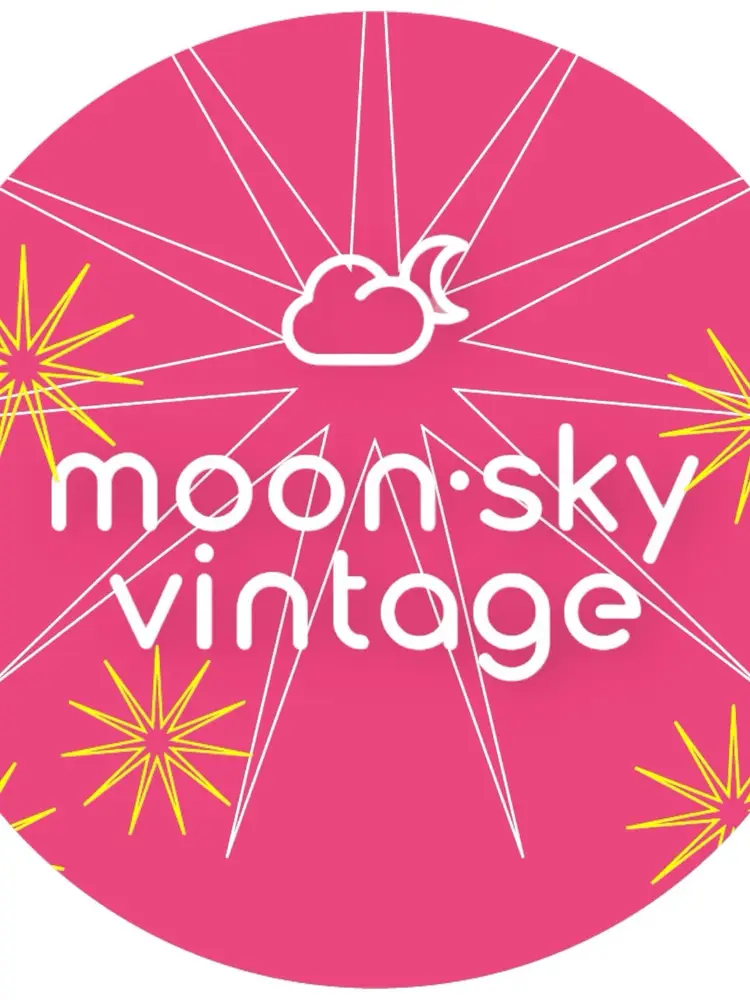 2 lb Jewelry Lots $1 Starts  W/Moonskyvintage On Niknax.net 