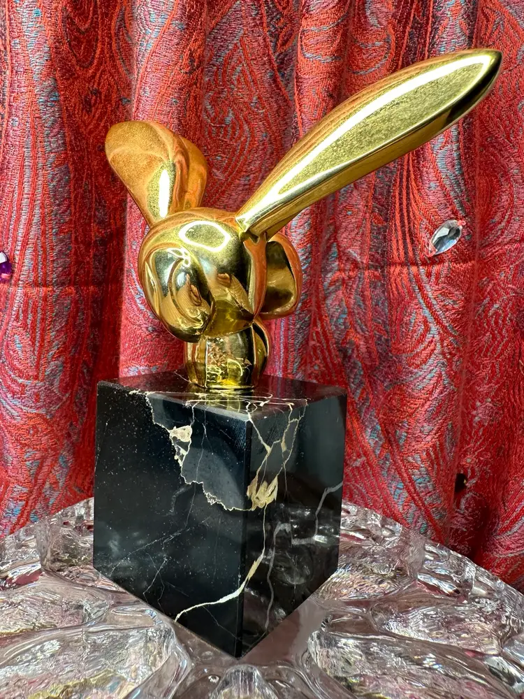 Bee Sculpture By Alva Museum Replicas, Inc NY