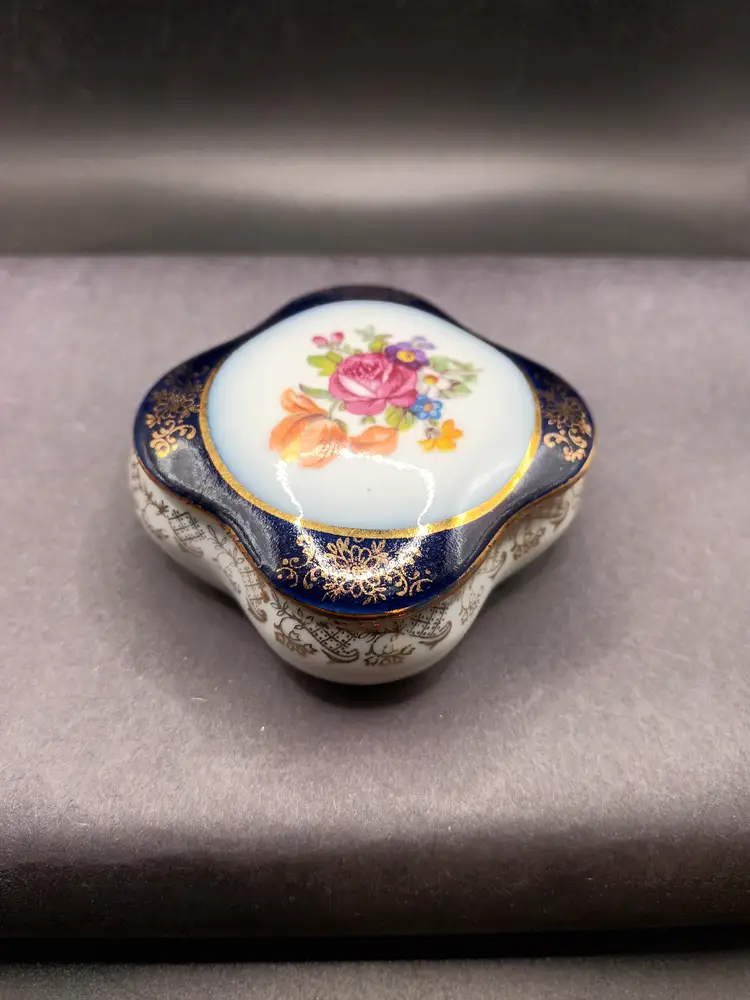 Antique 1940s German Porcelain Art Deco Style Trinket Box