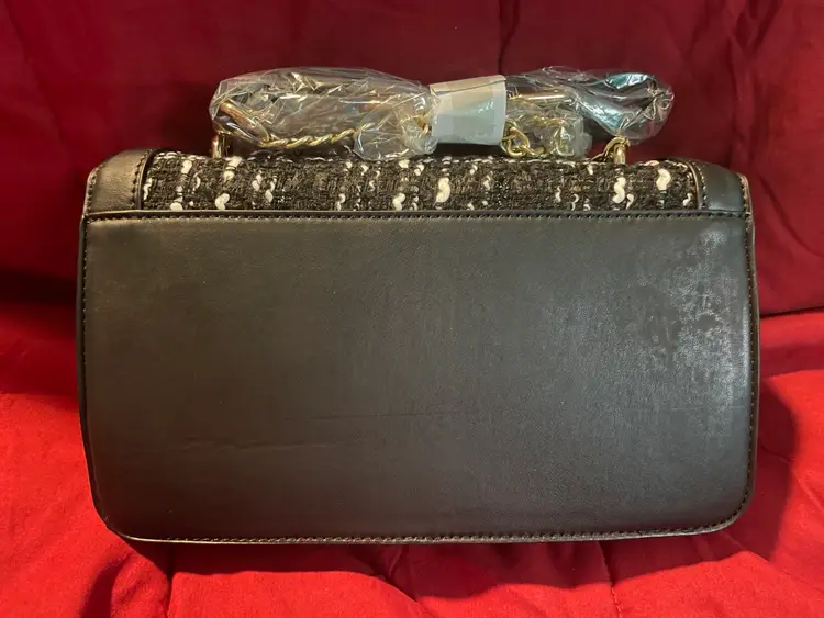 NWT Badgley Mischka Black Tweed Crossbody Purse