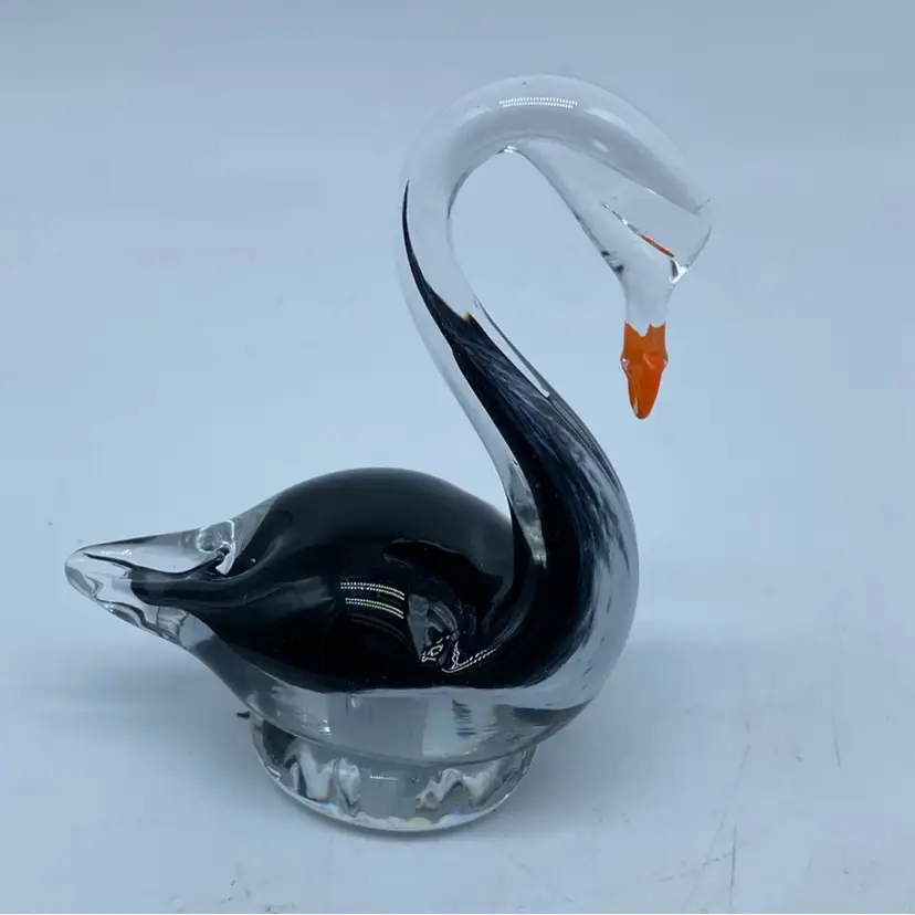 #1450 Glass paperweight in the form of a swan.