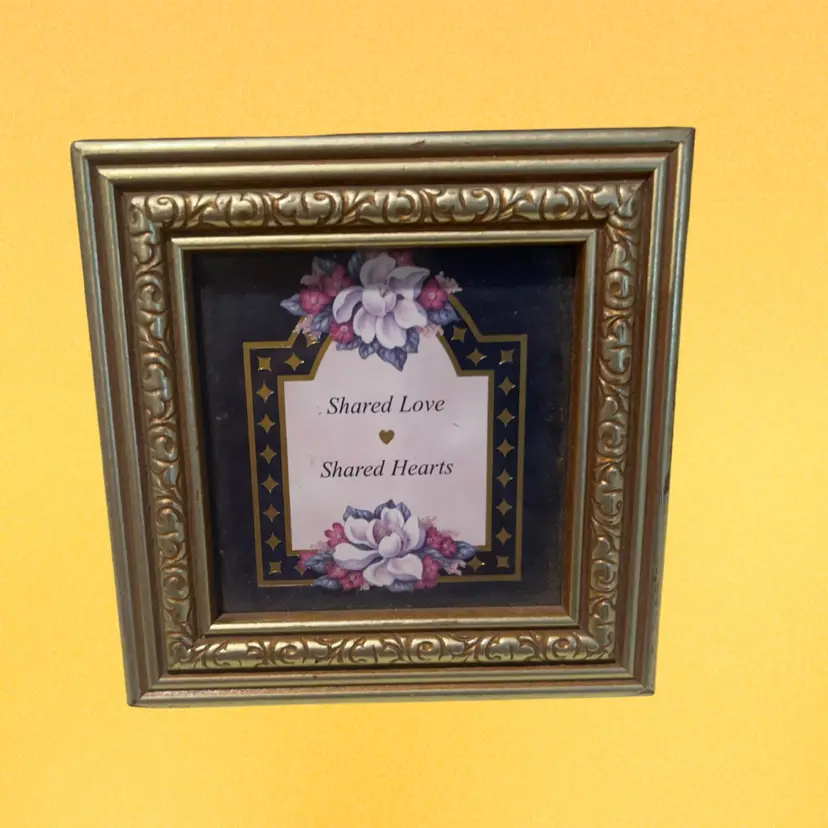 34. Share Love Frames Mini Print