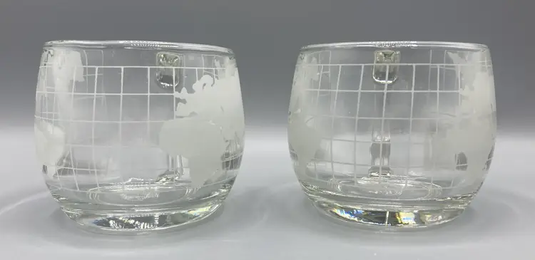 Nestle Glass Globe Mugs - Set of 2 - 1970's - Vintage