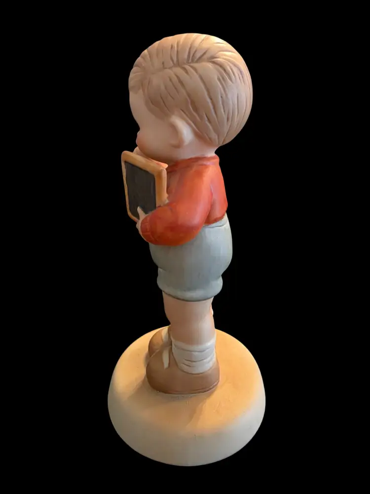 Vintage Memories of Yesteryears 'How Do You Spell S O R R Y' Sweet Figurine