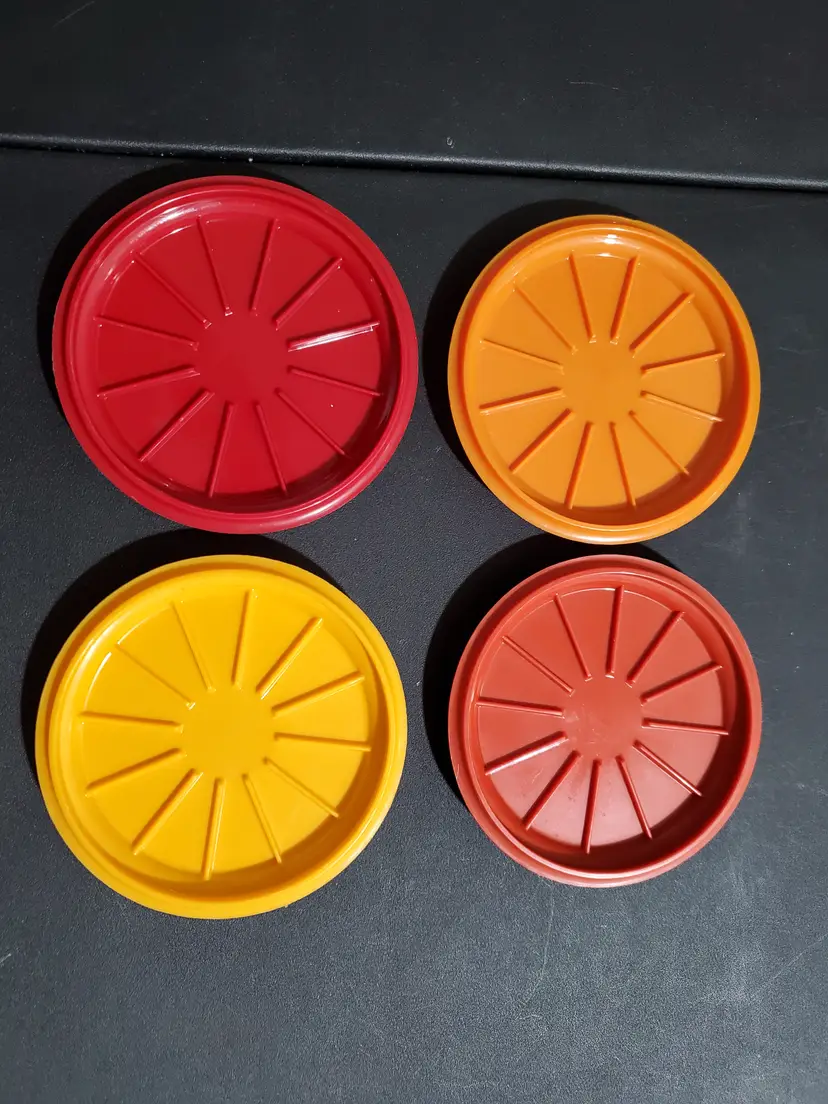 Vintage Tupperware Harvest Colored Coffee Cup Mug Lids Coasters 1313 Set of 4