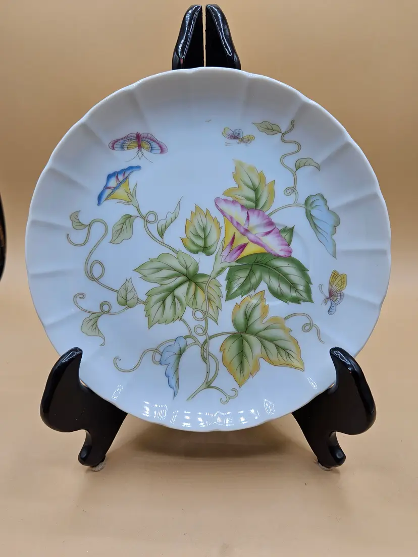 Kent Garden 1976 Floral & Butterfly Scalloped 8" Plate, Fina China, Mann