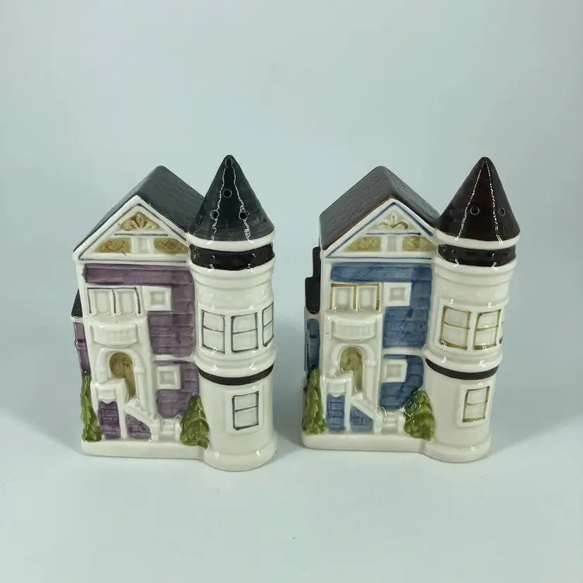 Vintage Otagiri Victorian Houses Salt & Pepper Shakers