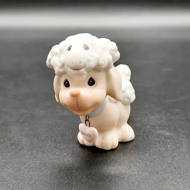 Precious Moments Members Only Enesco 192 "I've Got You Under My Skin" Figurine