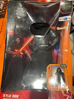 Star Wars Kylo Ren Animatronic Interactive Motion Black Series Box Damage NEW