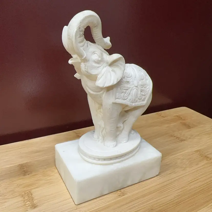 B - A. Giannelli Italian alabaster stone elephant