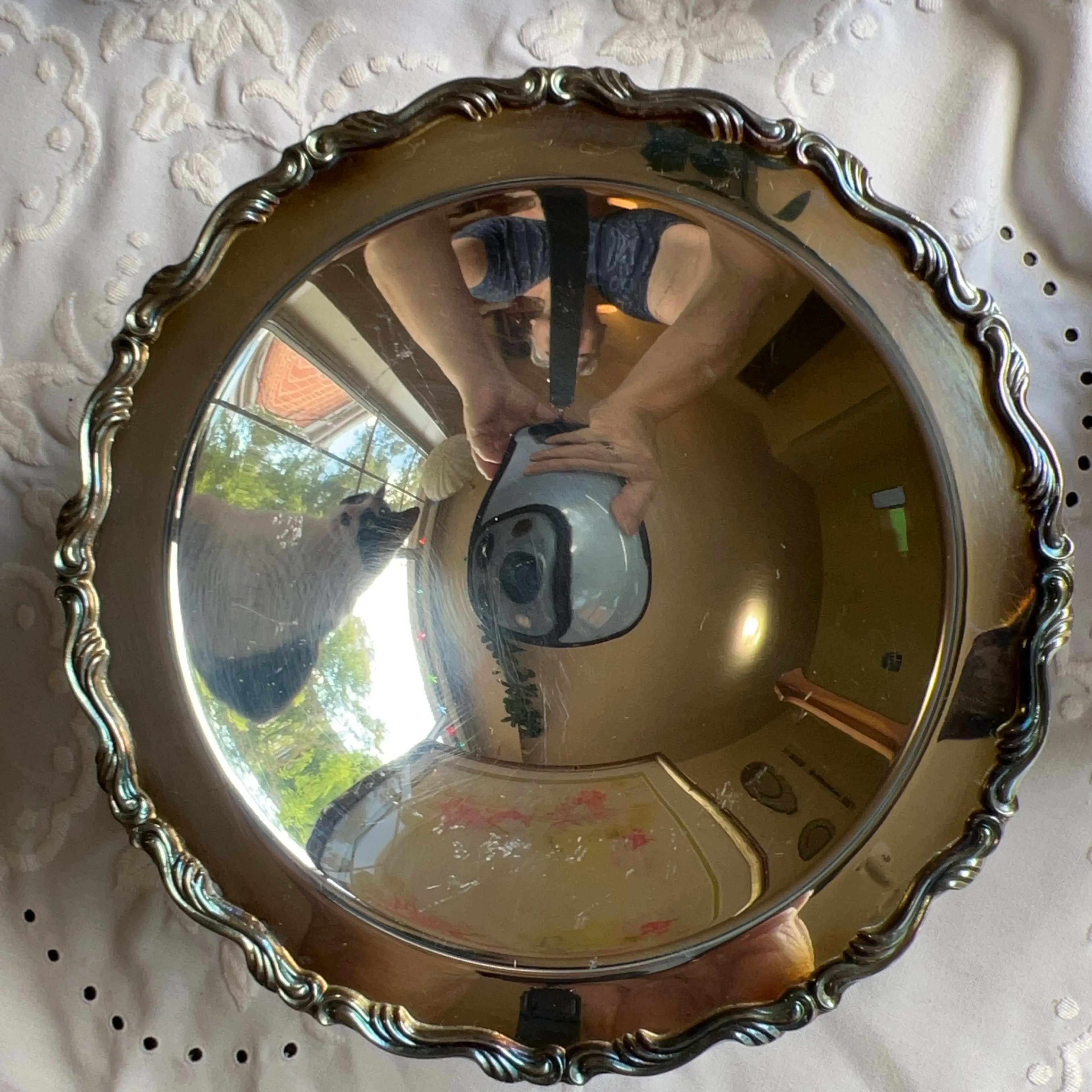 Image 3 of 4