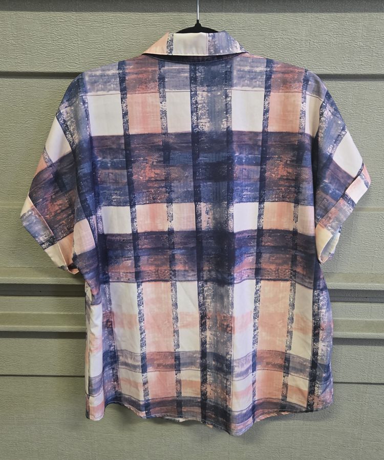 Women's Casual Button-up Shirt Size XL