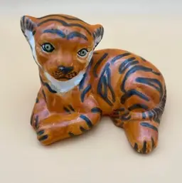 Hand-Painted Vintage Ceramic Tiger Figurine - 5.75"x4.75"x4