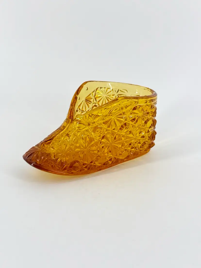 Olde Virginia Glass Mark Fenton Daisy & Button Amber Glass Slipper