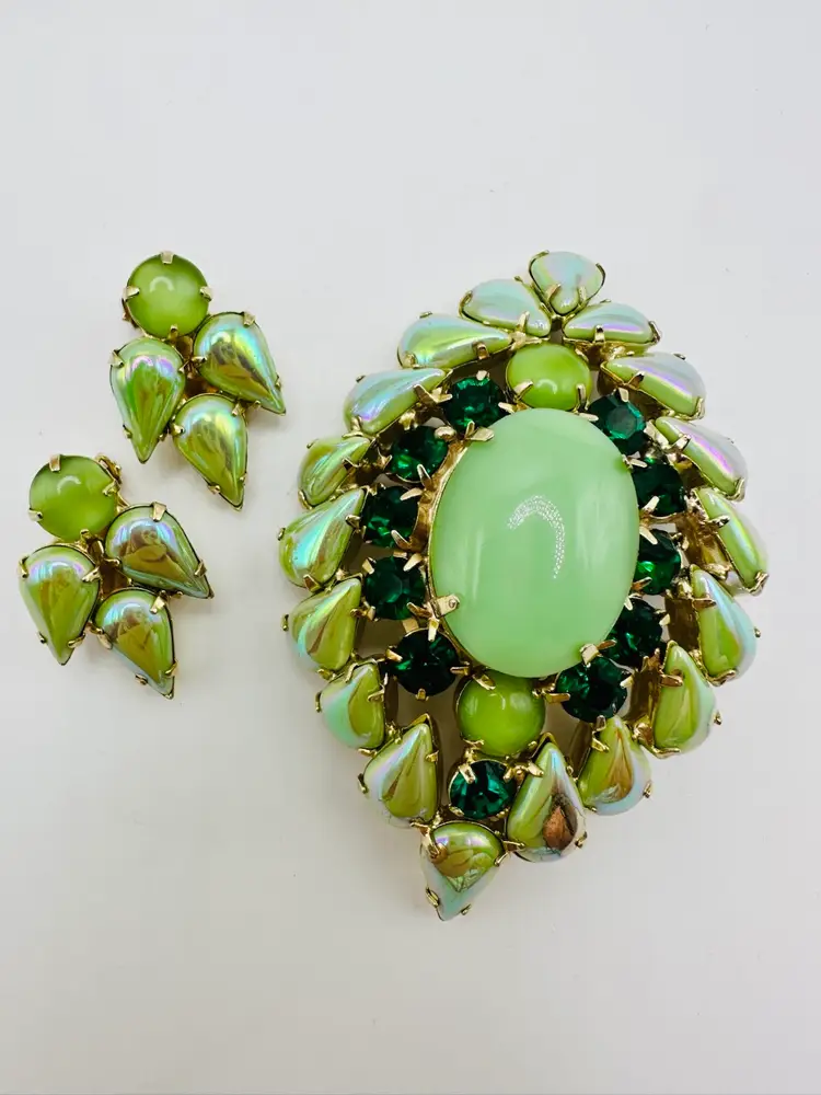 Rare Vintage Juliana D&E Brooch Set