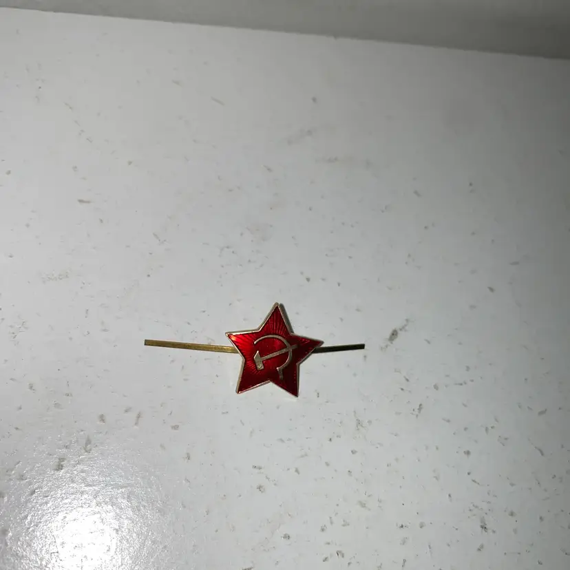 Soviet Union Russian Red Army Badge