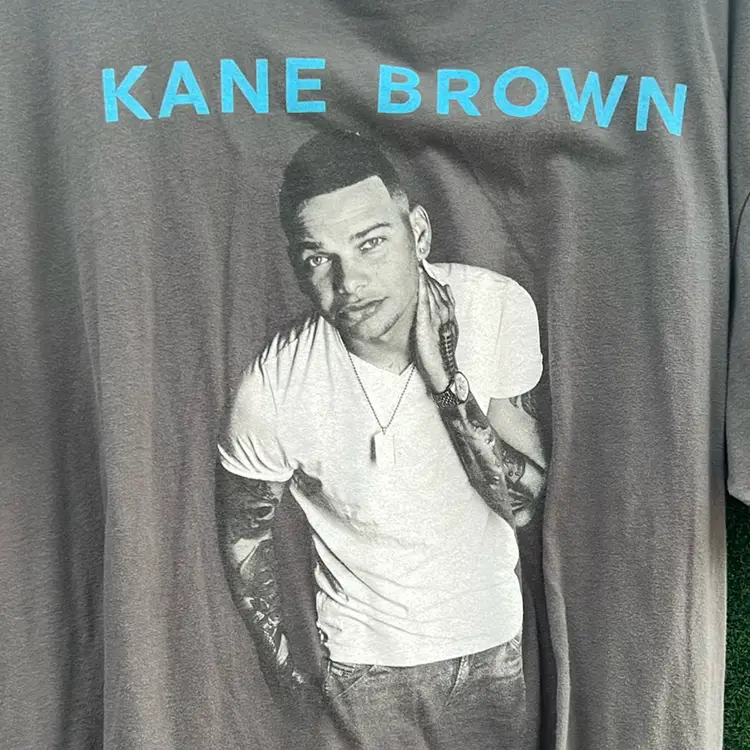 Kane Brown Concert T-Shirt. Hang Tag Next Level. Size Extra Large