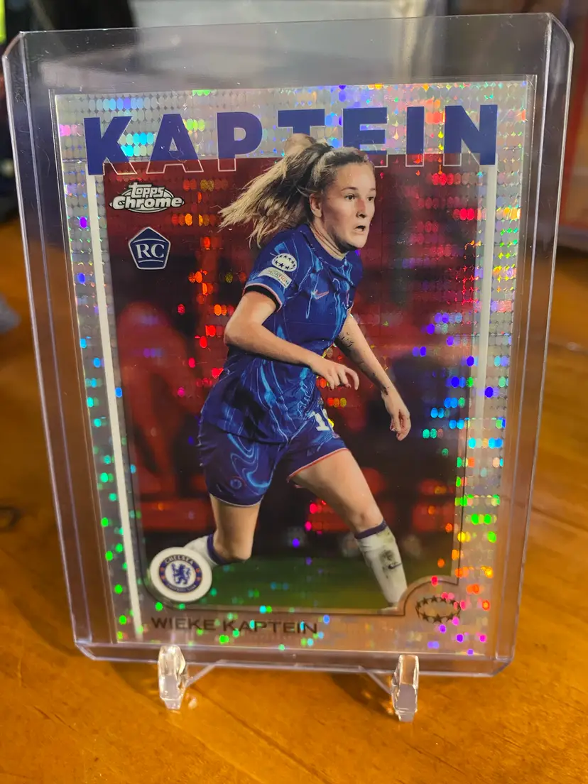 24/25 Topps Chrome UWCL Pulsar - Wieke Kaptein