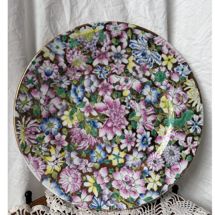 VINTAGE PORCELAIN MILLE FLEURS (THOUSAND FLOWERS) PLATE 10.25”