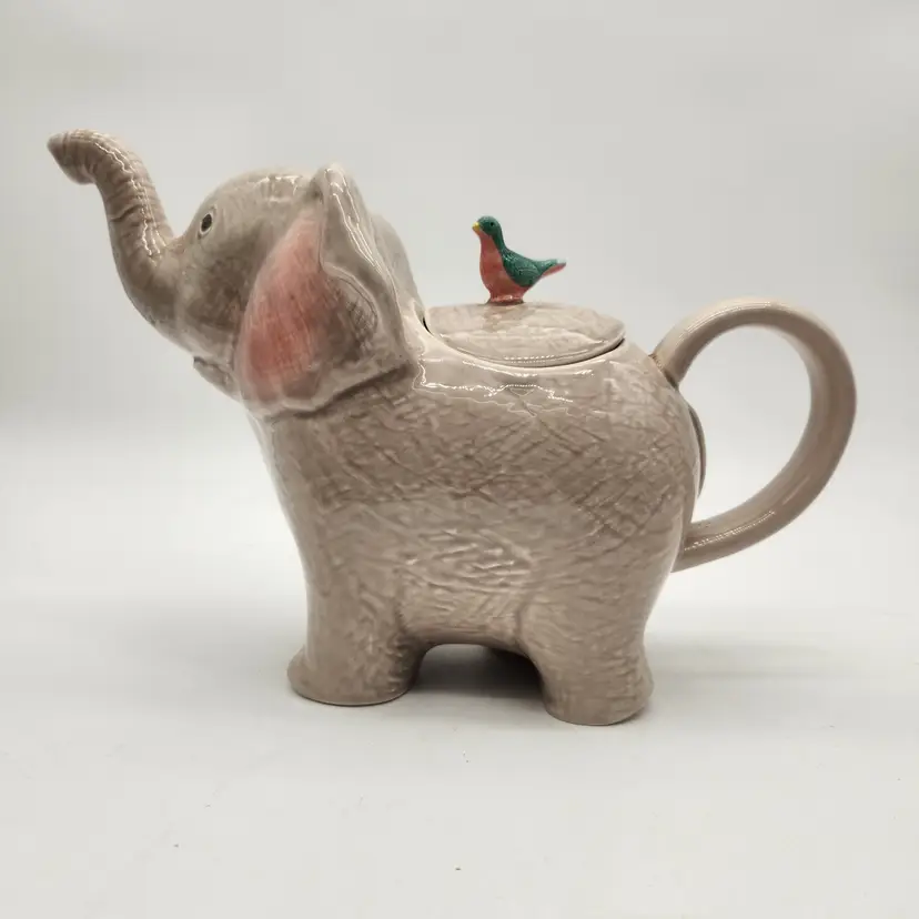 Vintage 1991 Hearth and Home Designs Elephant Teapot With Bird On Lid Mexico