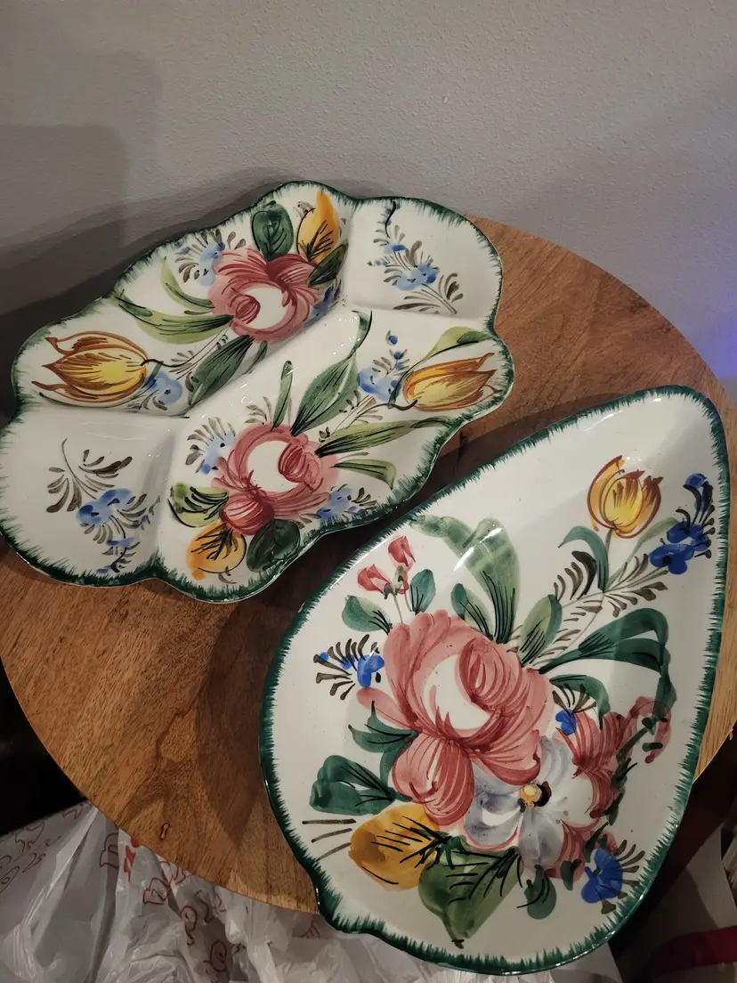 Italian Renaissance Revival Faience Hand Painted Floral Candy Nut Appetizer Dish