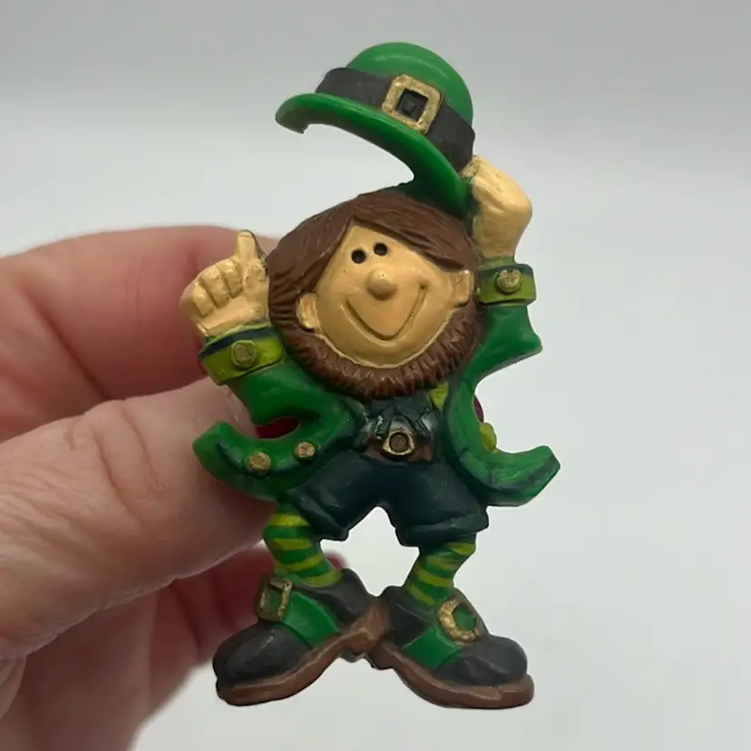 Hallmark Cards Irish Leprechaun Vintage Brooch St. Patrick’s Day Green | 2.25”