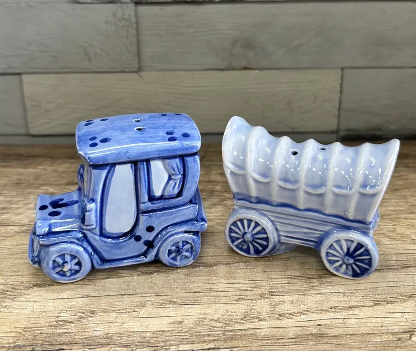 Delft Blue Vintage Car and Covered Wagon Salt and Pepper Shaker Set