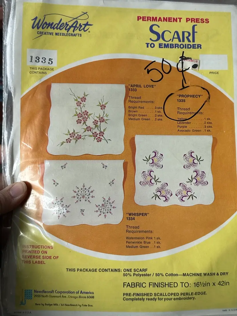 Vintage Wonder Art Permanent Press Scarf to Embroider 1326 Kit 16 1/2"x42" NOS