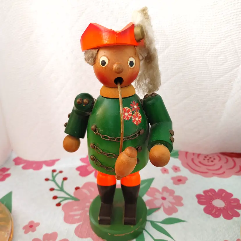 Vintage Steinback Volkskunst Smoker. Depicts a mushroom picker. From the Erzgebirge region of Germany. Great condition. 8 inches high.