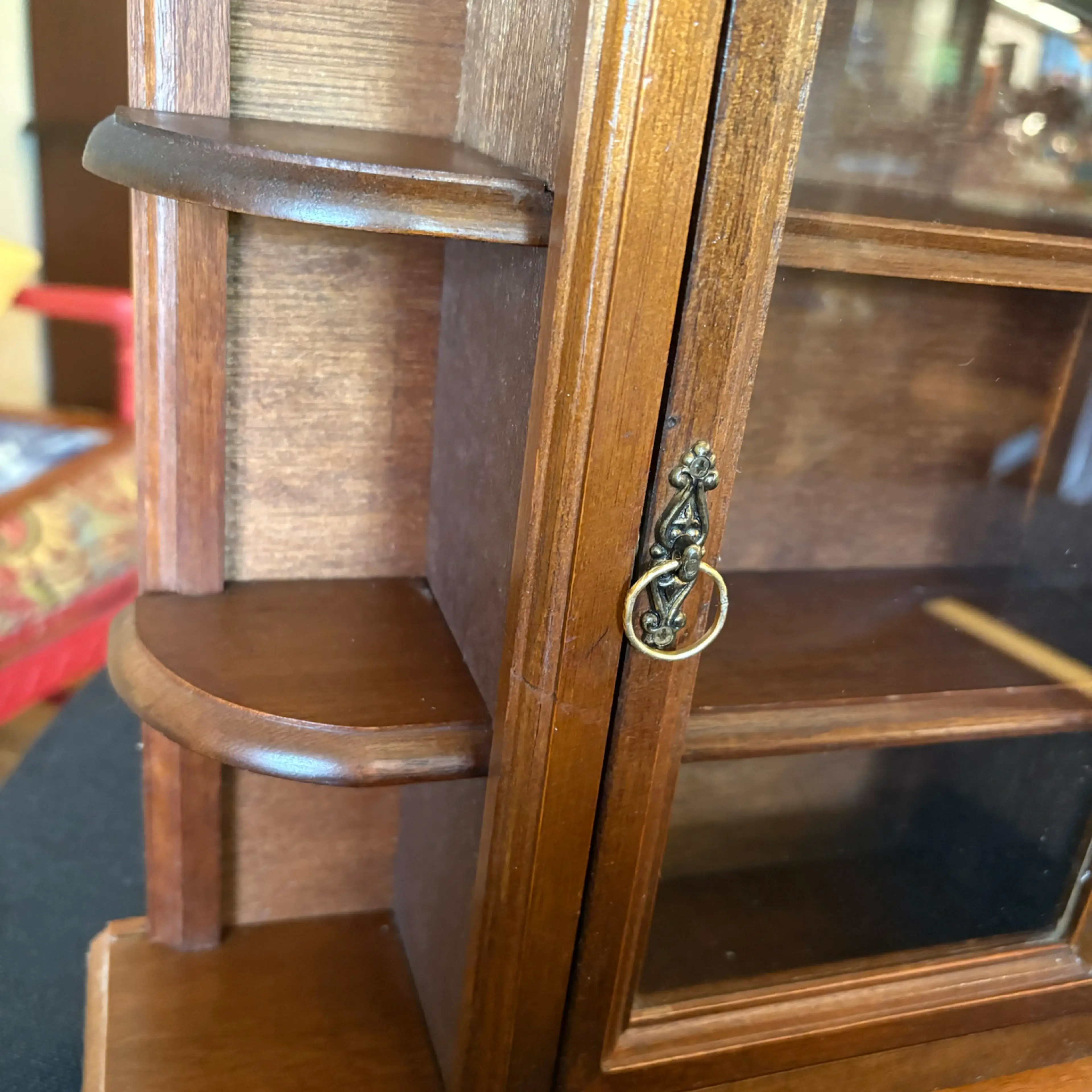 Image 3 of 12
