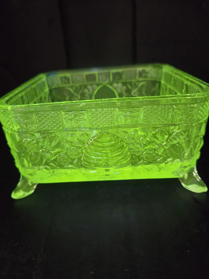 Vintage Indiana Glass Bee Box, Glows, BOTTOM ONLY