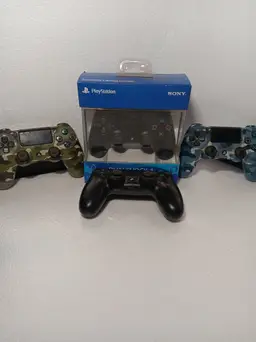 4- ps4 controllers (untested)