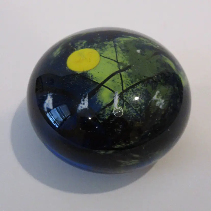 VINTAGE 2004 Hans Joachim Ittig Studio Handmade Art Glass Paperweight - SIGNED