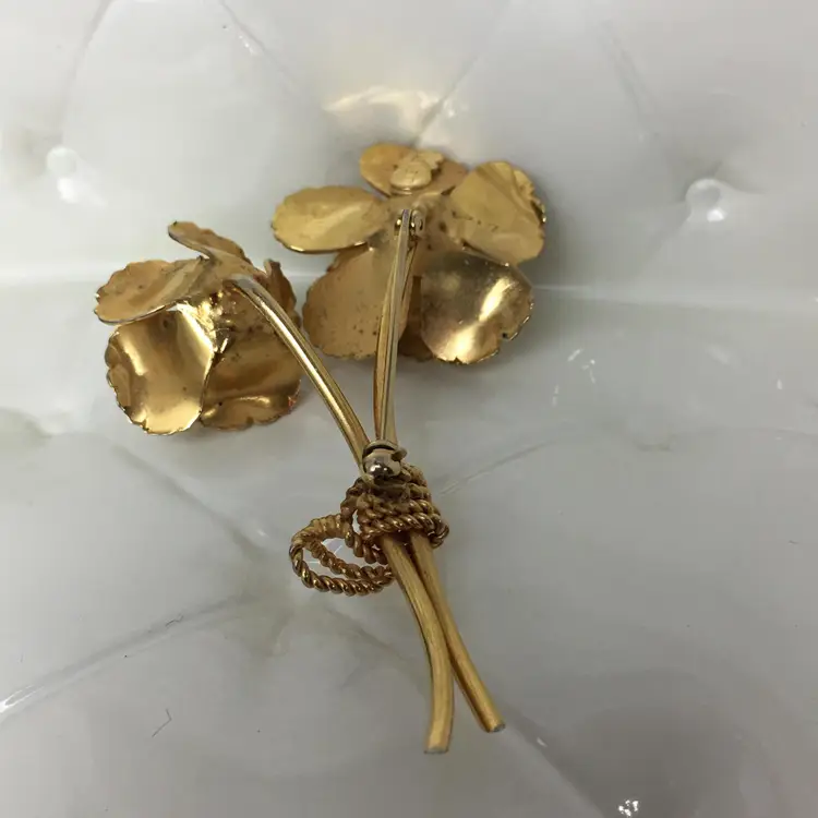 Lisner Signed Gold Plated Double Rose Brooch/Pin