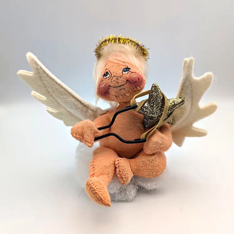 Annalee Smiling Angel Shooting Star With Sling Shot Sitting On A Cloud Complete