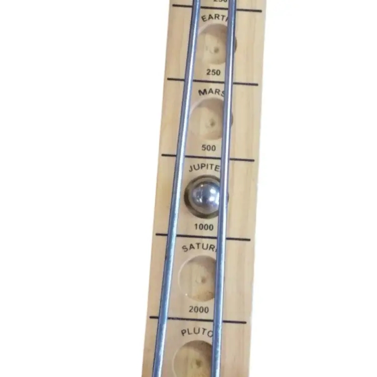 Shoot To The Moon Game