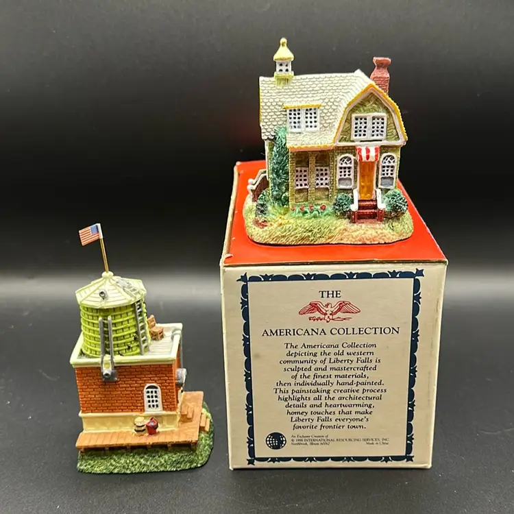 AH163 - The Goldman’s House & AH173 - Liberty Falls Water Tower - 1998