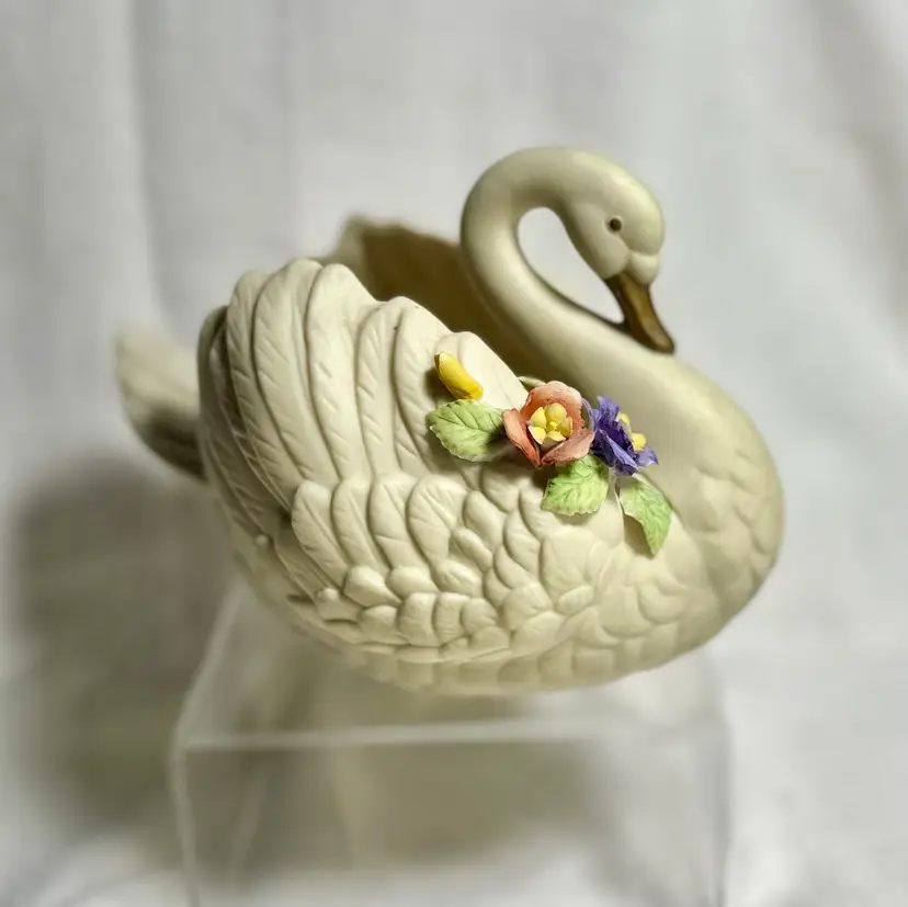 Vintage Capodimonte Porcelain Swan figurine planter