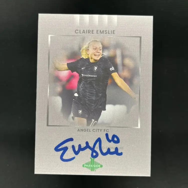 Claire Emslie 2022 Parkside Paramount NWSL Autograph /25 Soccer Card