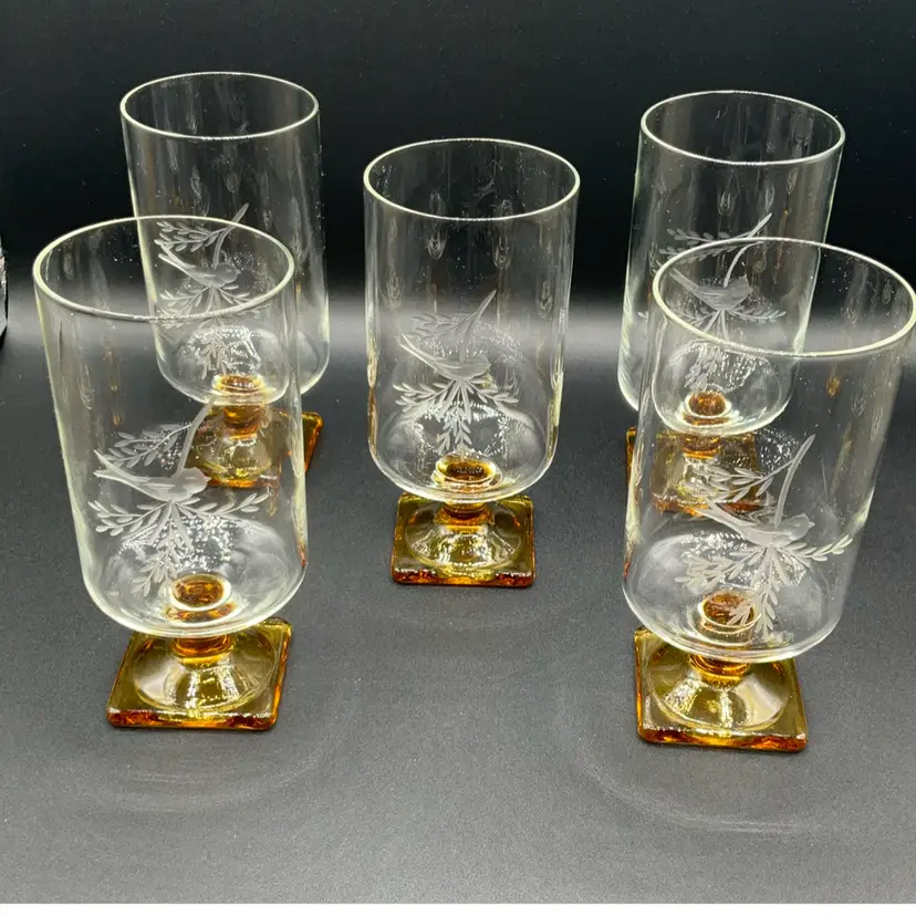 Z.MCM Canary Etched Clear Honey Gold Pedestal Glass Cups 5pc