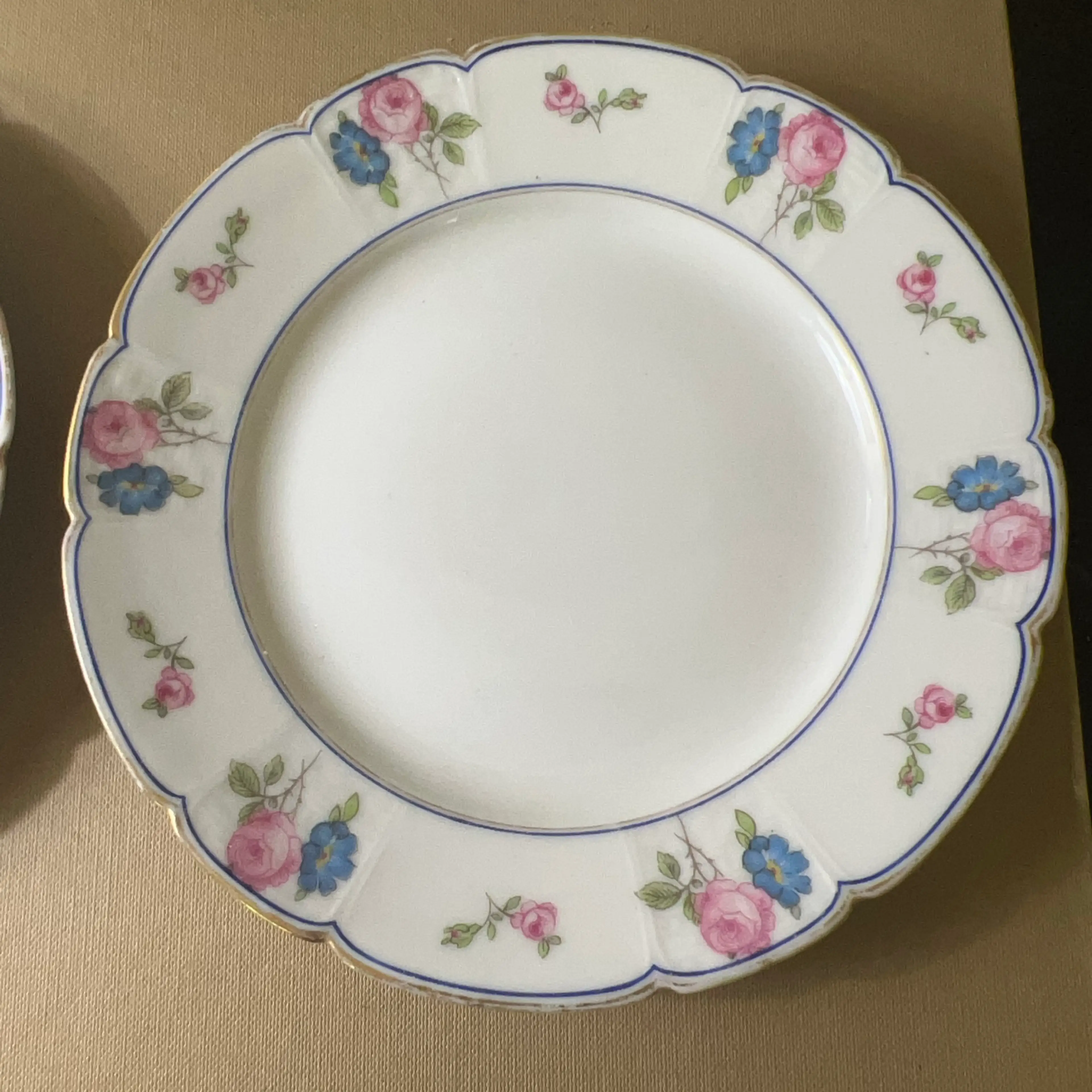 Image 4 of 7